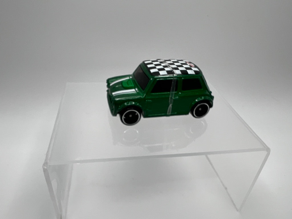 Hot Wheels Morris Mini (Green w/Checkered roof) UNSPUN