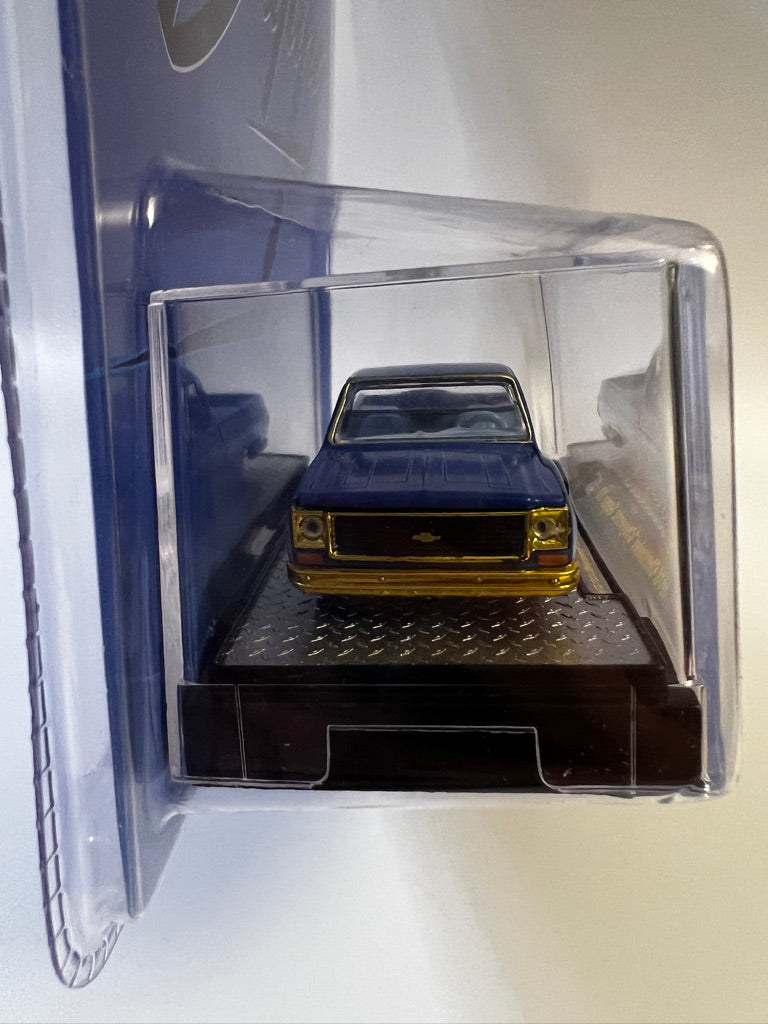 M2 Machines - 1973 Chevrolet Cheyenne Super 10 (Electric Blue) (CHASE)