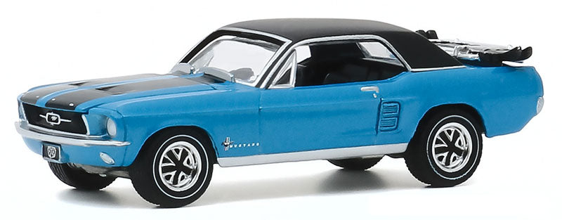 Greenlight Hobby Exclusive - Ford Mustang Coupé 1967 « Ski Country Special » (Vail Blue)