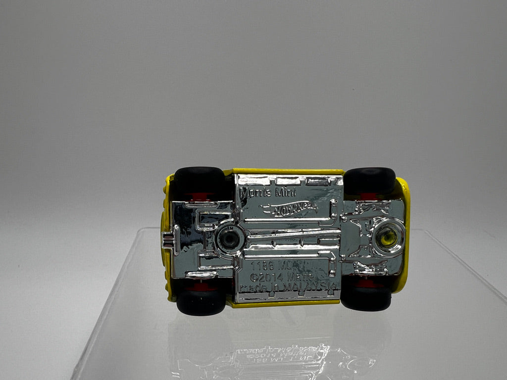 Hot Wheels Compact Kings Treasure Hunt- Morris Mini - (factory wheel swap orange rims)