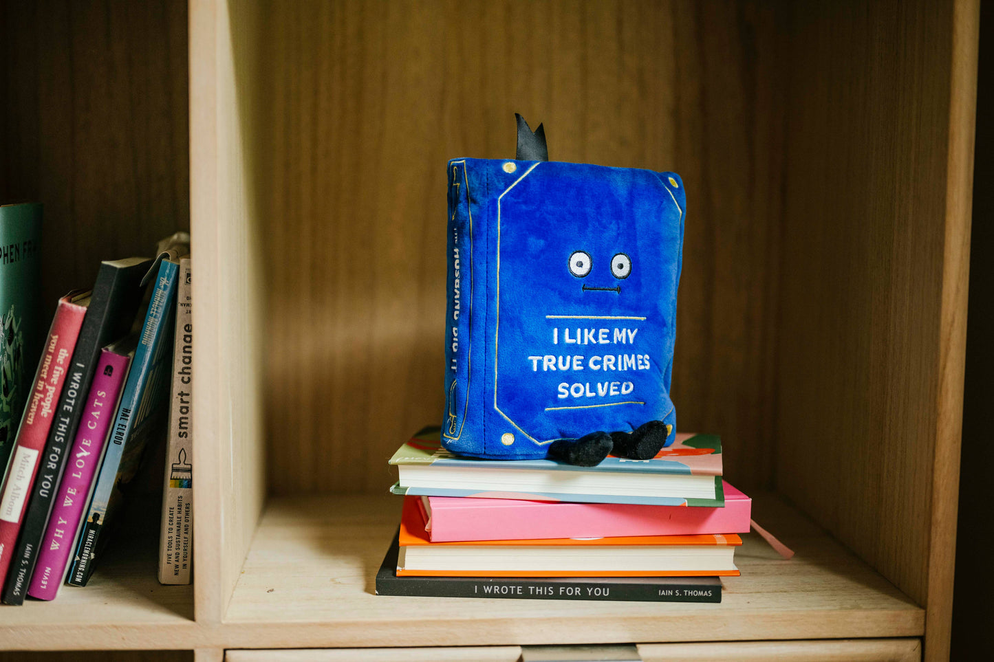 Punchkins - Plush Book - "I Like My True Crime Solved"