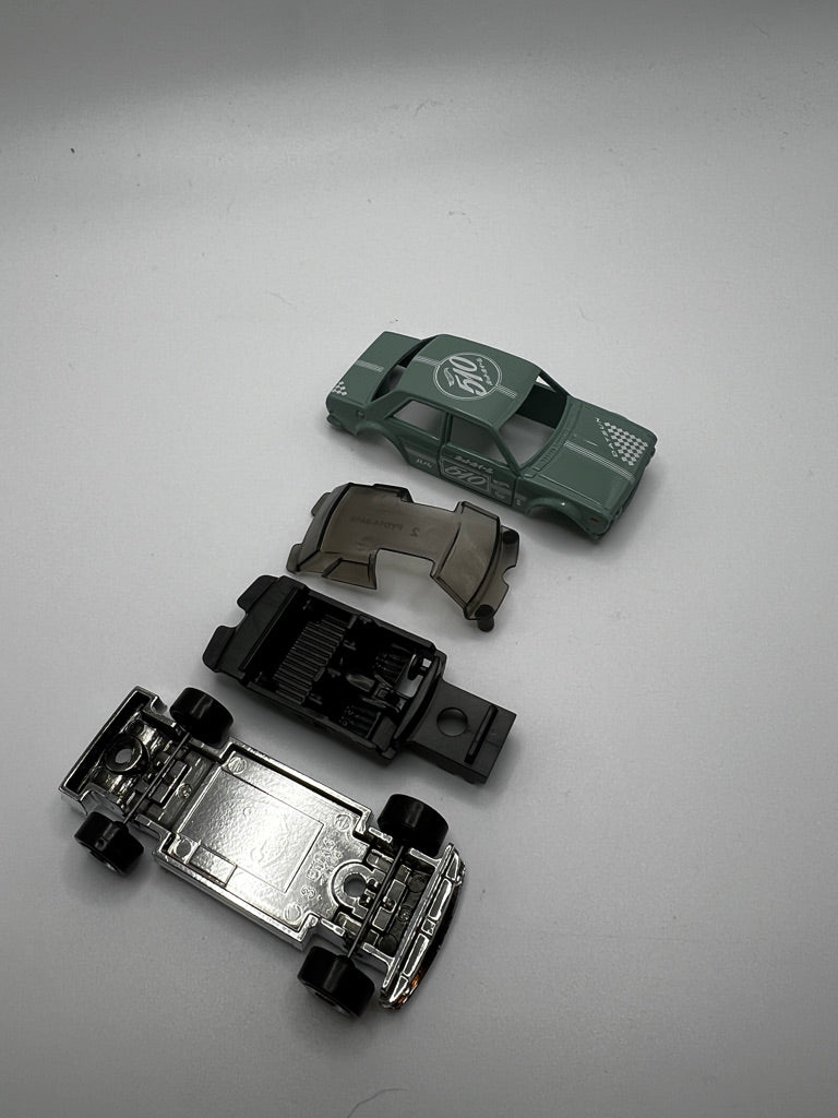 Hot Wheels J-Imports '71 Datsun Bluebird 510 (light green) UNSPUN