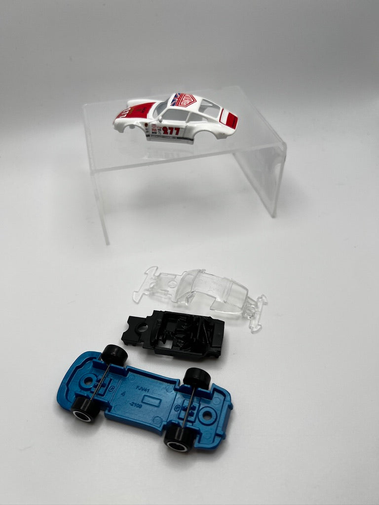 Hot Wheels Retro Racer Magnus Walker '71 Porsche 911 (Unspun)