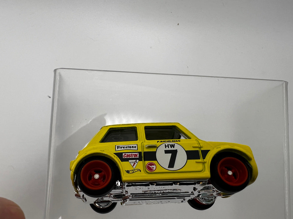 Hot Wheels Compact Kings Treasure Hunt- Morris Mini - (factory wheel swap orange rims)