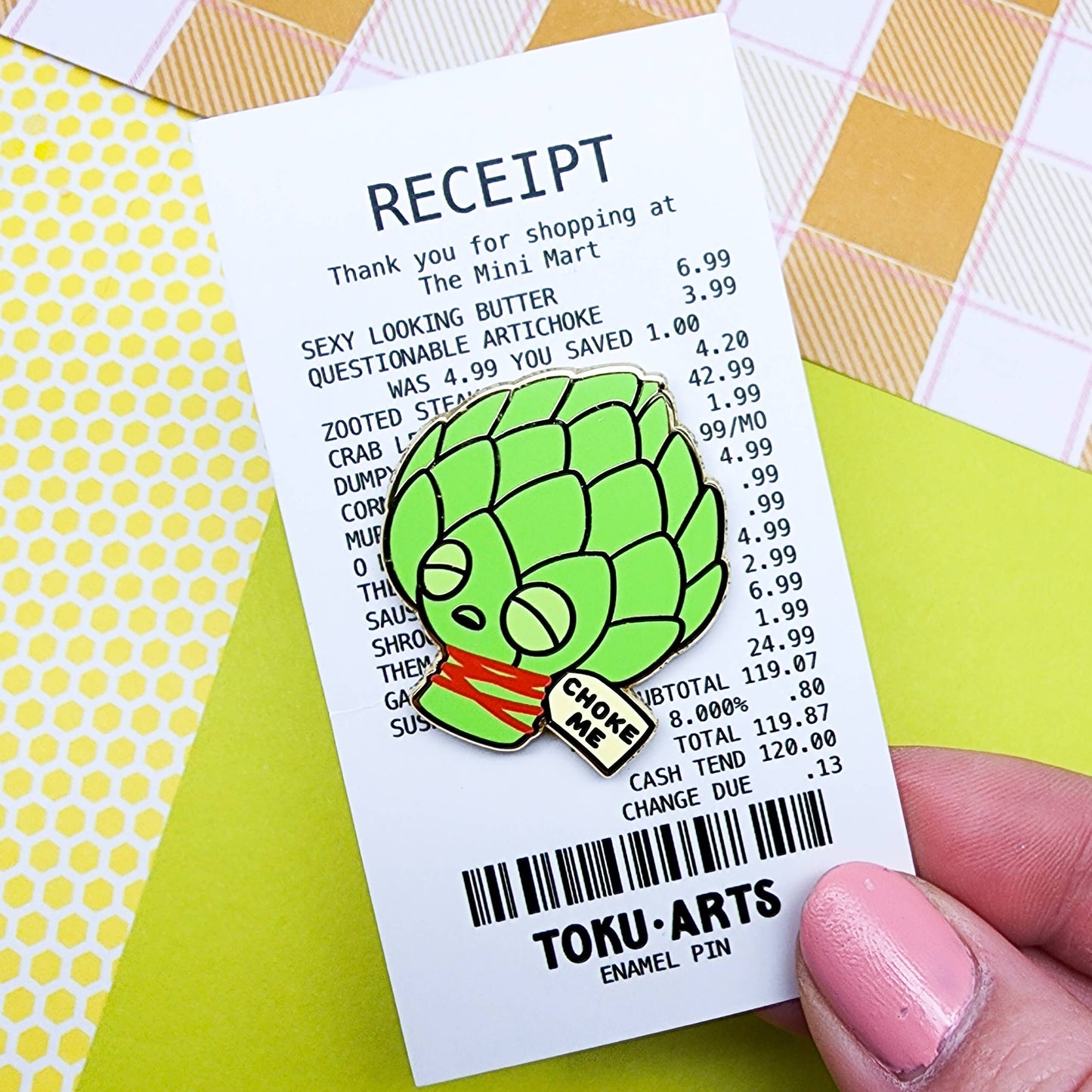 Pin esmaltado "Alcachofa Me" de Toku Arts
