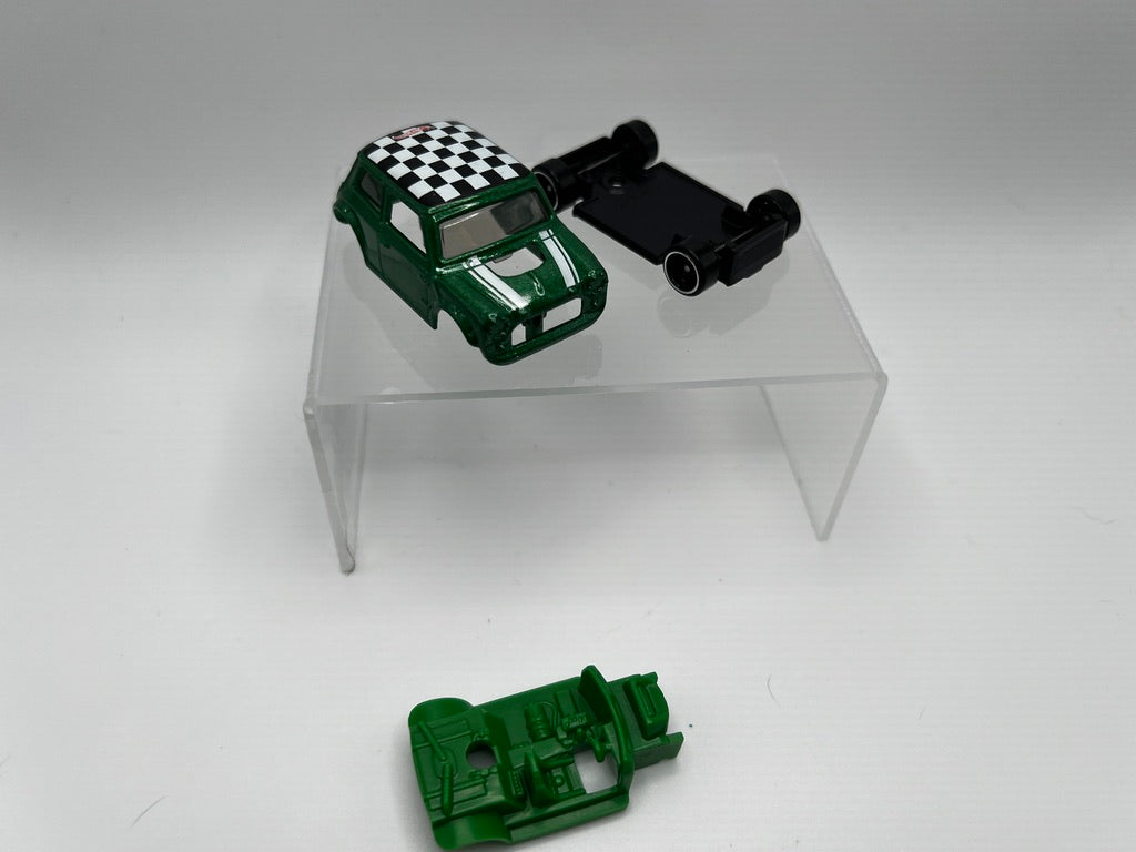 Hot Wheels Morris Mini (Green w/Checkered roof) UNSPUN