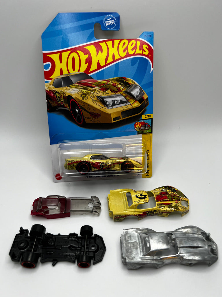 Hot Wheels HW Art Cars '76 Greenwood Corvette avec moulage en usine non filé et RAW