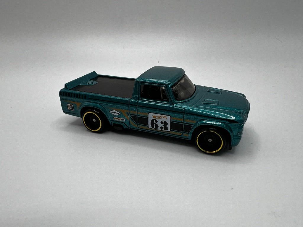 Hot Wheels '63 Studebaker Champ UNSPUN