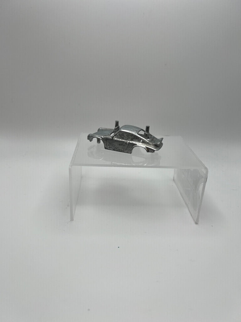 Hot Wheels Porsche 911 Carrera RS 2.7 (raw body w/pegs)