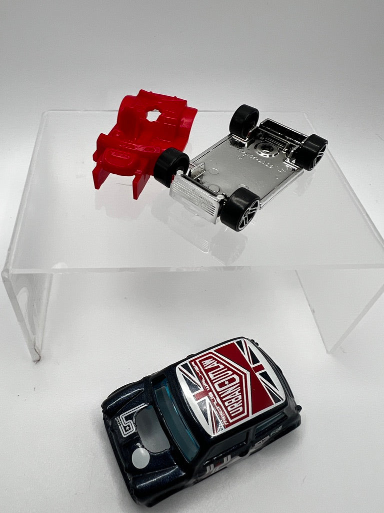 Hot Wheels Nightburnerz Magnus Walker Morris Mini (UNSPUN)