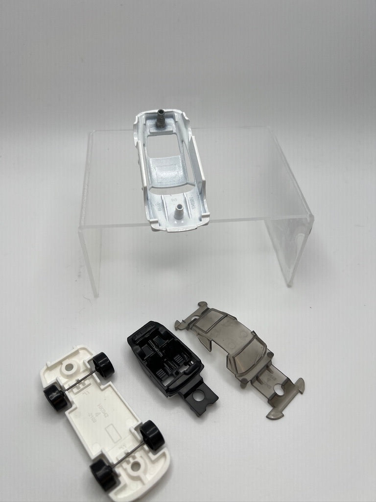 Hot Wheels 2023 Retro Racers - Porsche 911 Carrera RS 2.7 (Unspun)