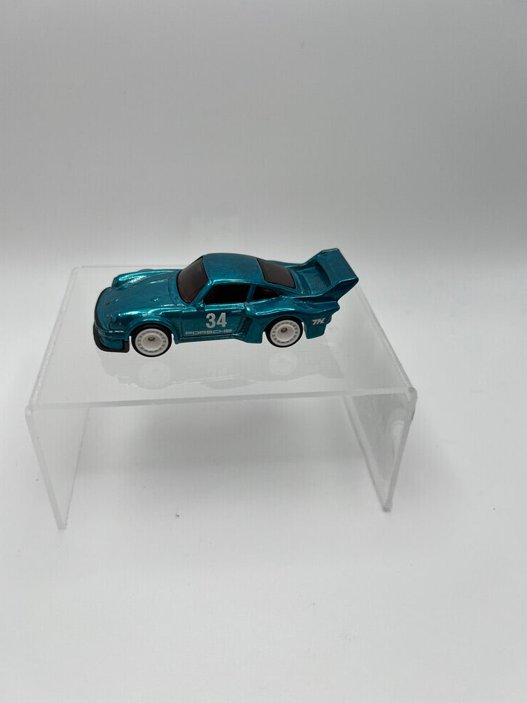 Hot Wheels Super Treasure Hunt STH Porsche 934.5 (loose)