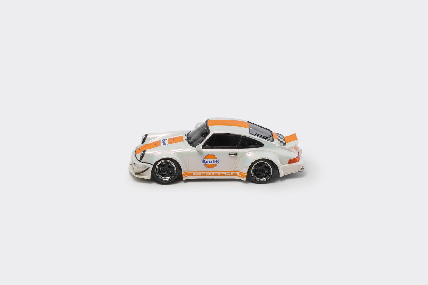 (PREORDER) Fast Speed Rauh-Welt Porsche RWB964 Wide-Body Modified (Gulf Livery)