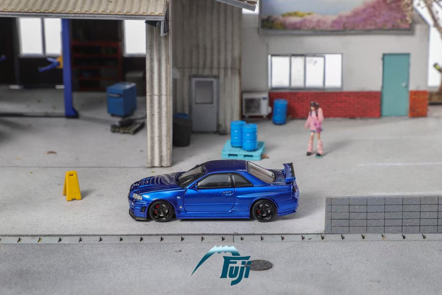 (PREORDER) Fuji Nissan Skyline R34, GT-R Nismo Z-Tune High-end Version (Bayside Blue)