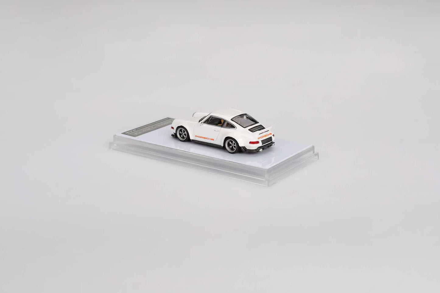(PREORDER) Zincit Model Porsche 911 Singer Coupe (Creamy Apricot)