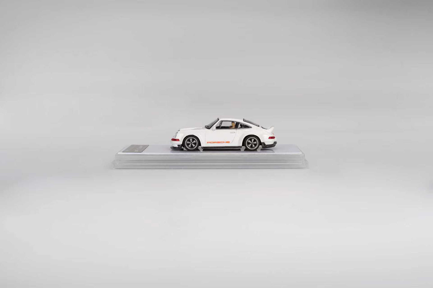 (PREORDER) Zincit Model Porsche 911 Singer Coupe (Creamy Apricot)