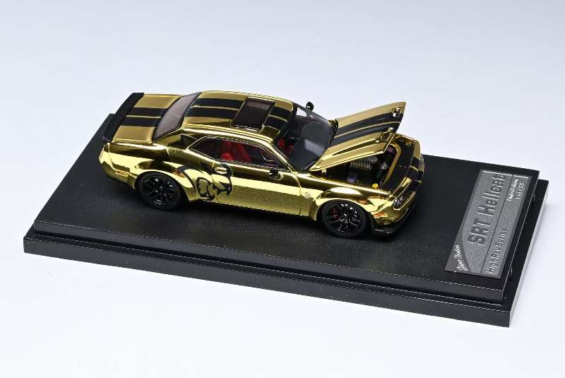 (PREORDER) Stance Hunters Dodge Challenger SRT Hellcat (Gold)