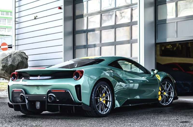 (PREORDER) Stance Hunters Prancing Horse 488 Pista