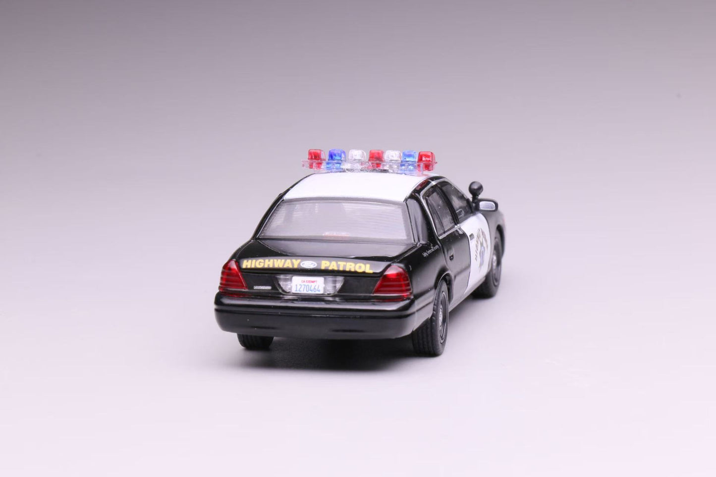 (PREORDER) 596 Diecast Ford Crown Victoria CV - California Highway Patrol CHP