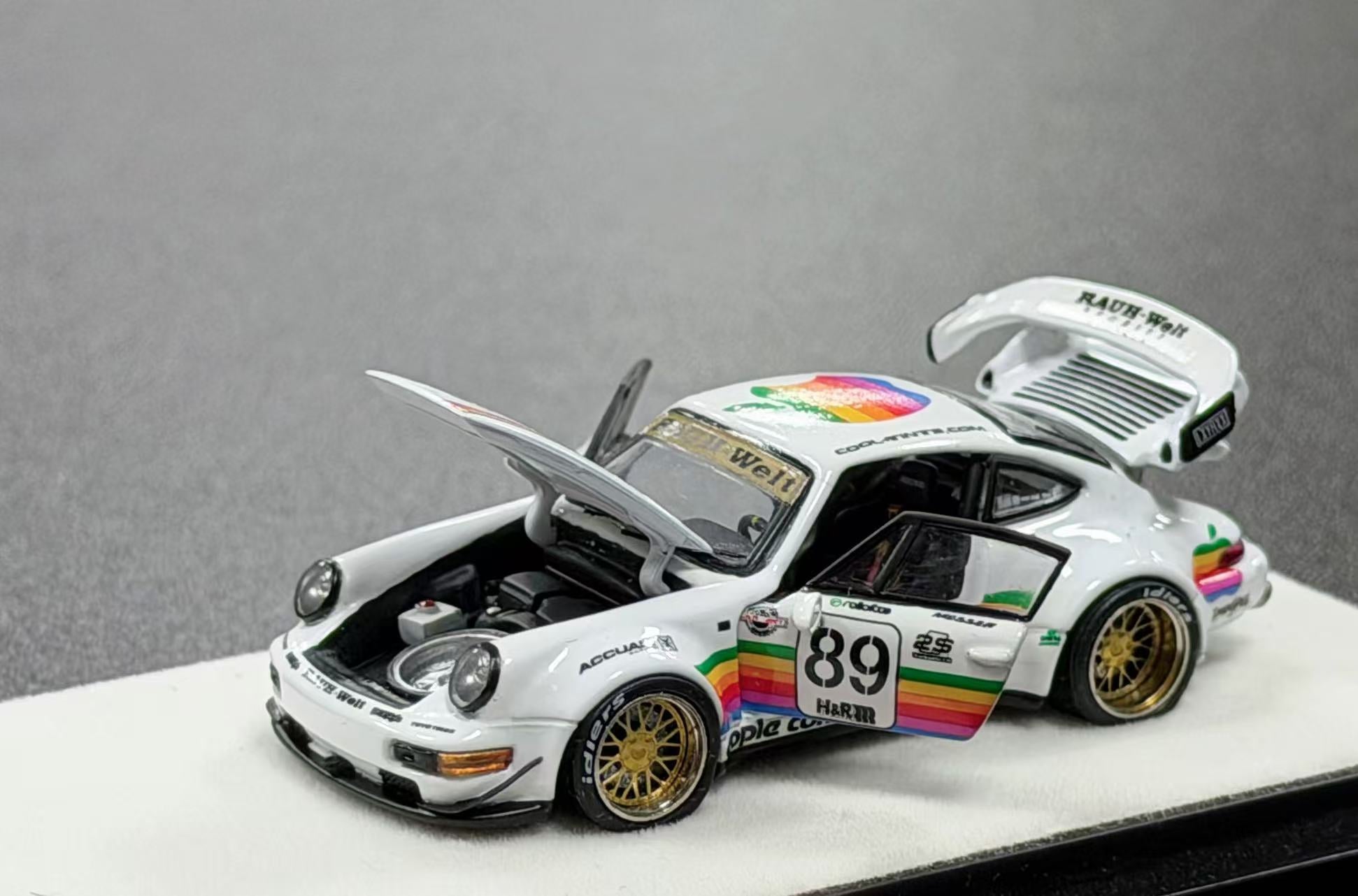 PGM 限定 PORSCHE RWB apple PREORDER) PGM Porsche RWB 964 (White Apple 89#) – Gotham Library