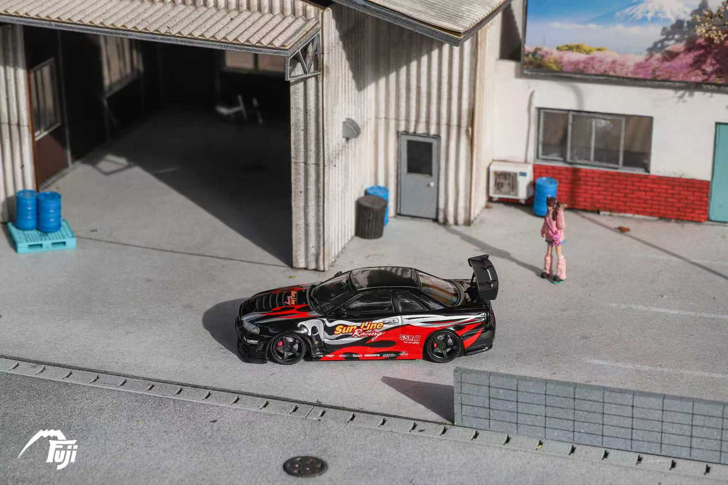 (PREORDER) Fuji Skyline Nissan R34 GT-R Nismo Z-Tune High-end Version (Black/Red Flame)