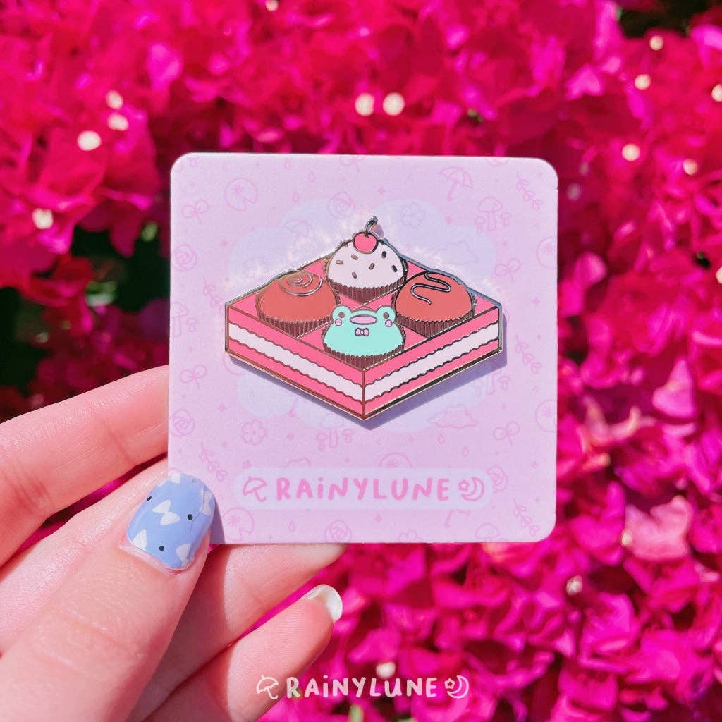 Rainylune Collectible Pin -  Box of Chocolates Frog