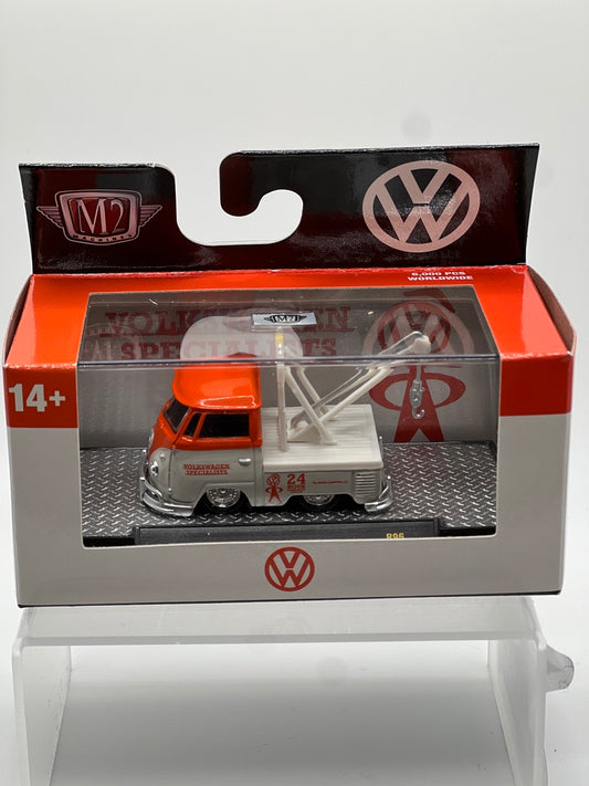 M2 Auto-Thentics - 1960 VW Single Cab Truck (R96)