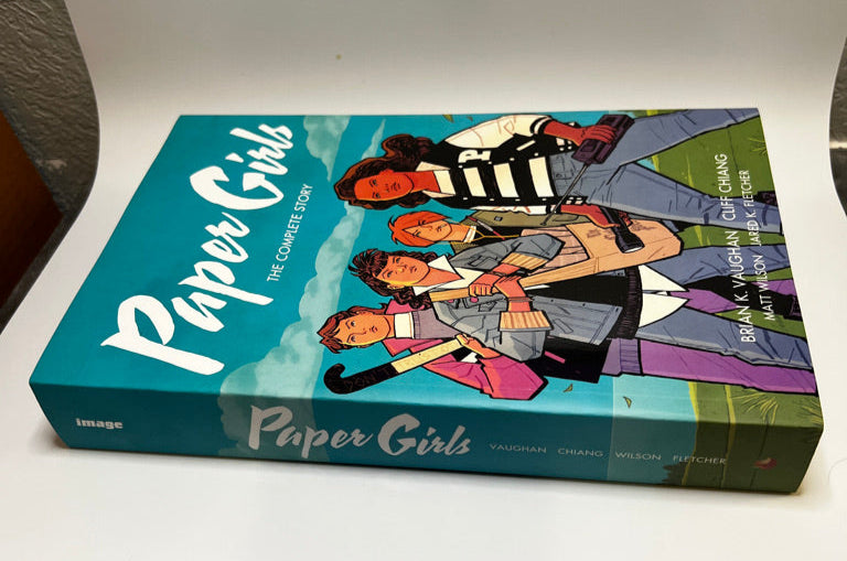 Papergirls: The Complete Series - Paperback