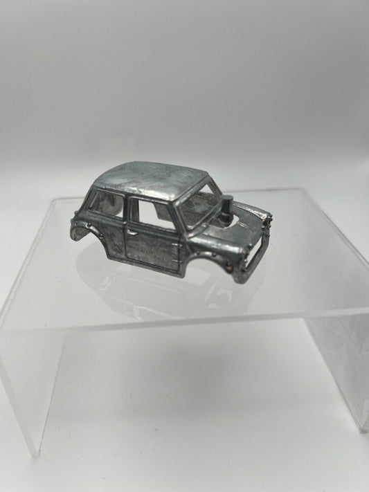 Hot Wheels Morris Mini RAW
