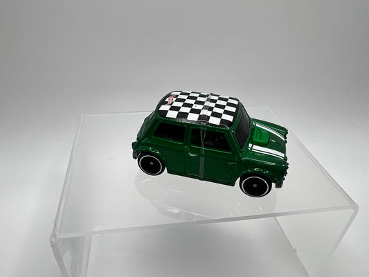 Hot Wheels Morris Mini (Green w/Checkered roof) UNSPUN