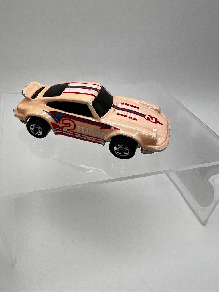 Hot Wheels 1974 Color Racers Porsche Turbo 911 (good condition)