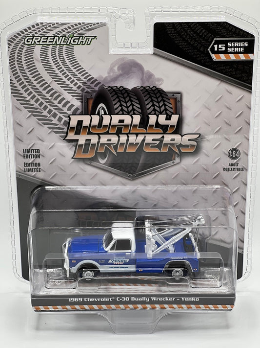 Greenlight Dually Drivers - 1969 Chevrolet C-30 Dually Wrecker - Yenko