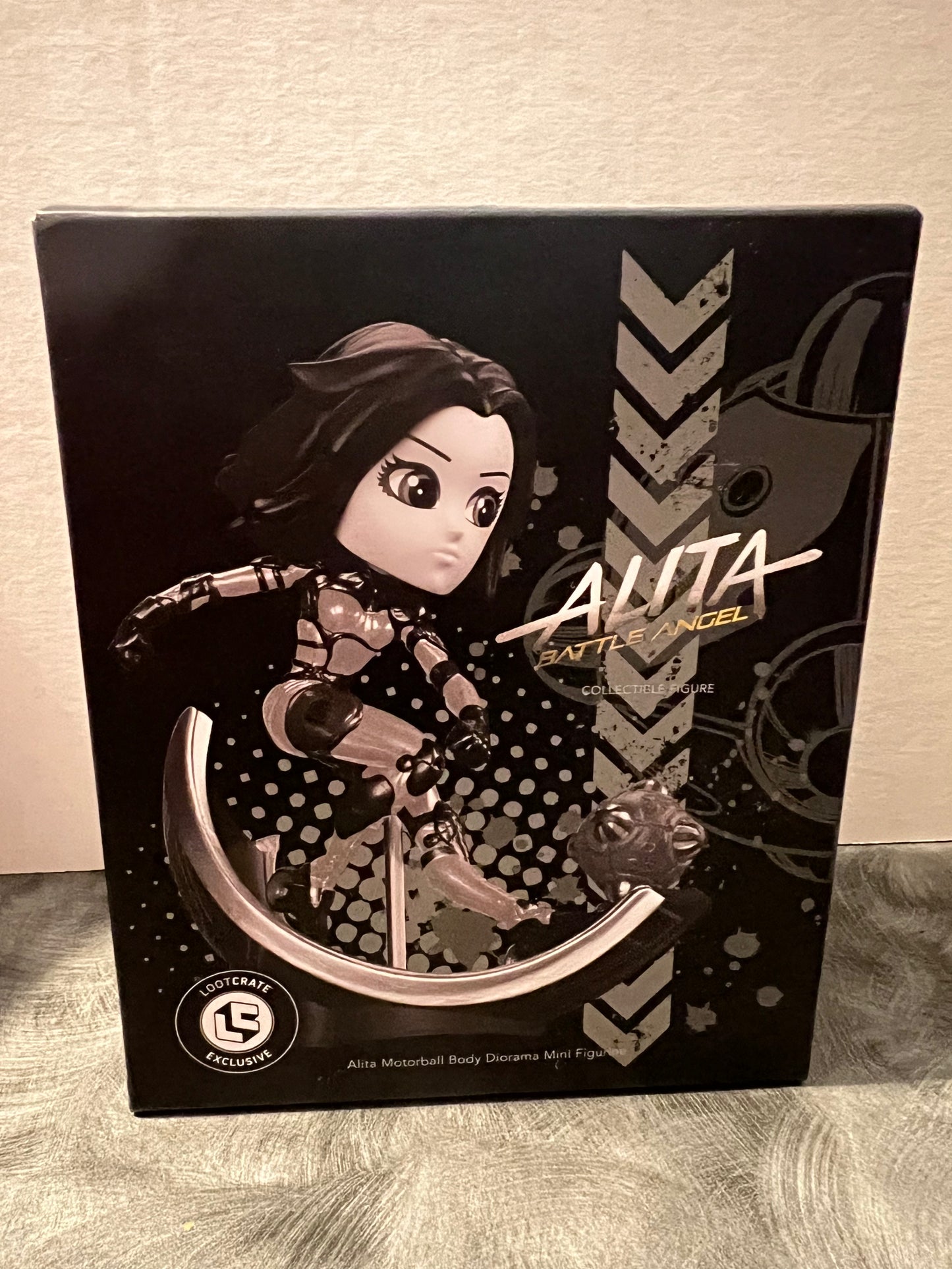 Alita Battle Angel Motoball Body Diorama Mini Figure Lootcrate Exclusive (Sealed)