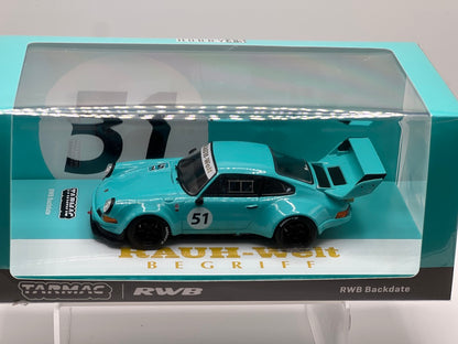 Tarmac RWB "Backdate" Rouge avec rayures noires "RAUH-Welt BEGRIFF" (échelle 1:43)