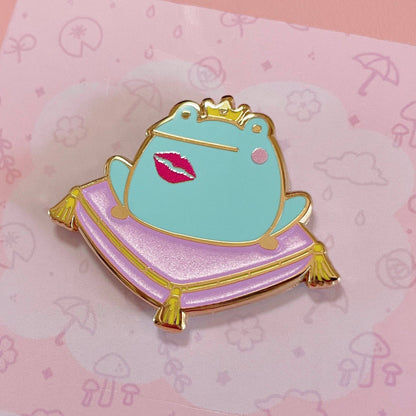 Rainylune Collectible Pin - Frog Prince Fairy Tale Pin