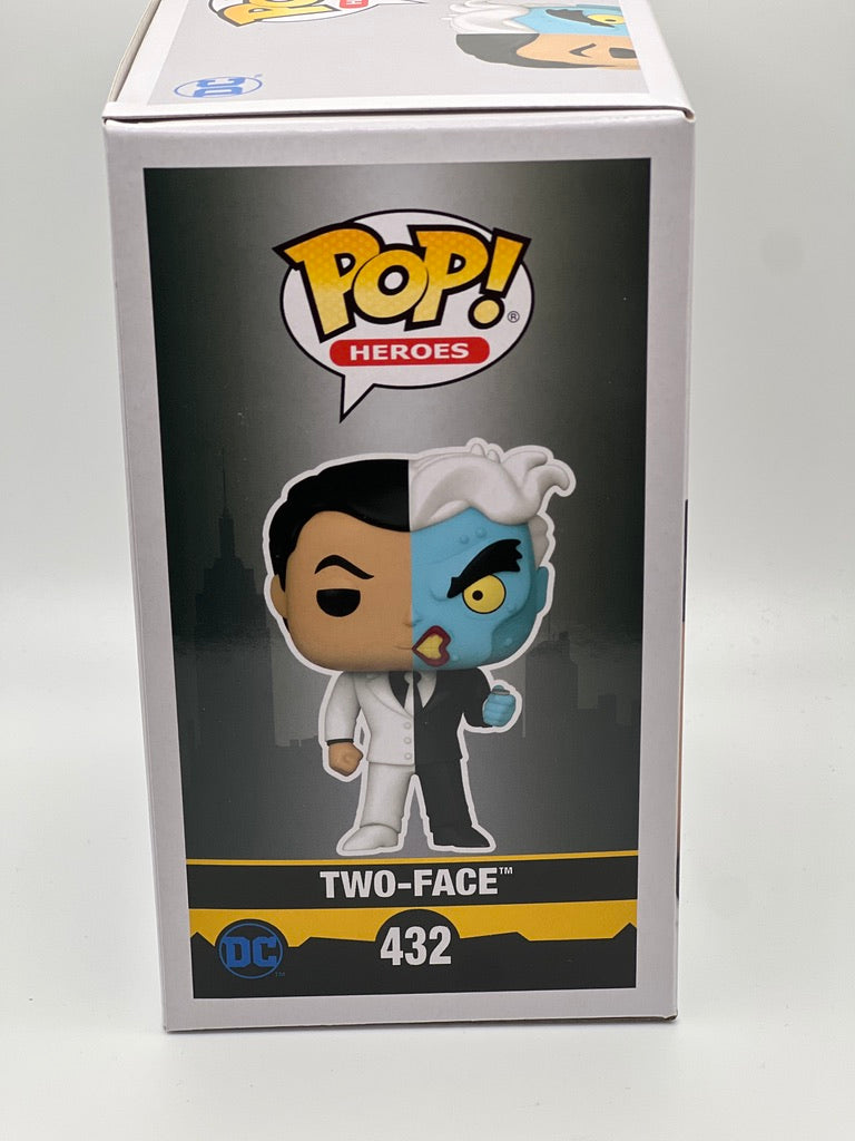 Funko Pop! DC: Batman Animated Series - Two-Face (LA Comic Con) CUSTOM