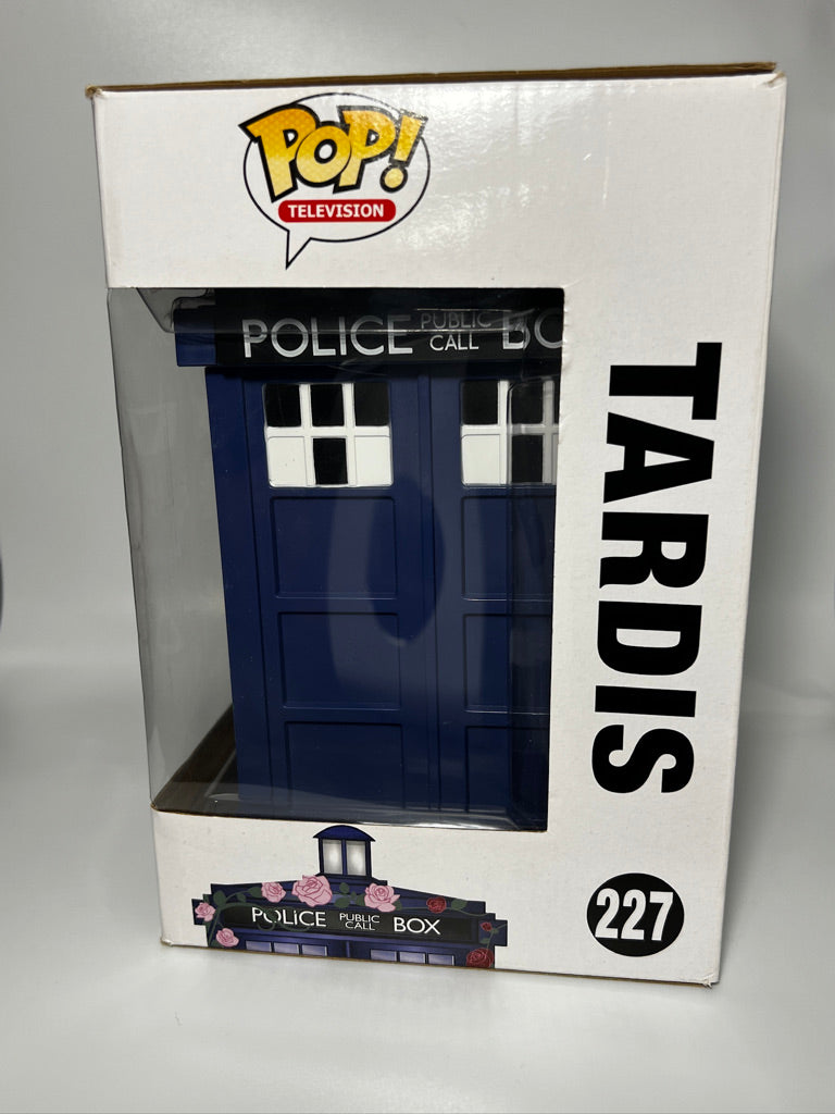 Funko Pop! TV - Doctor Who - Tardis (Clara Memorial)
