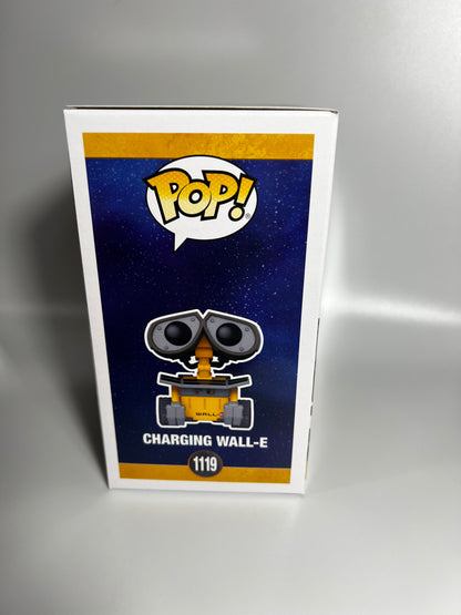 Funko Pop! Disney - Wall E - Charging Wall E  (Funko Specialty Series)