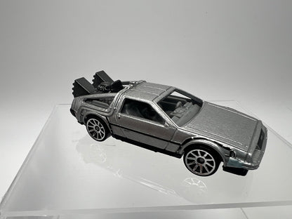 Hot Wheels 2011 HW Premiere - Back to the Future Time Machine (error)