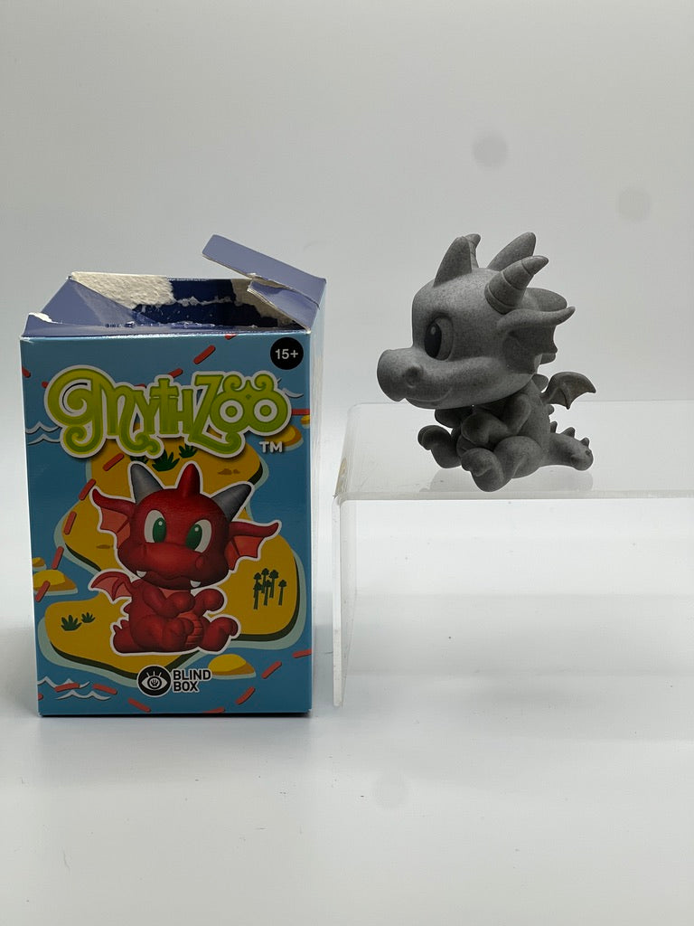 Kidrobot Art of War Dunny série : Capodastre de Sam Fout (2/20)