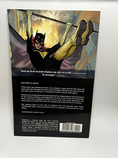 Batgirl Vol 1: The Darkest Reflection (New 52) - Paperback