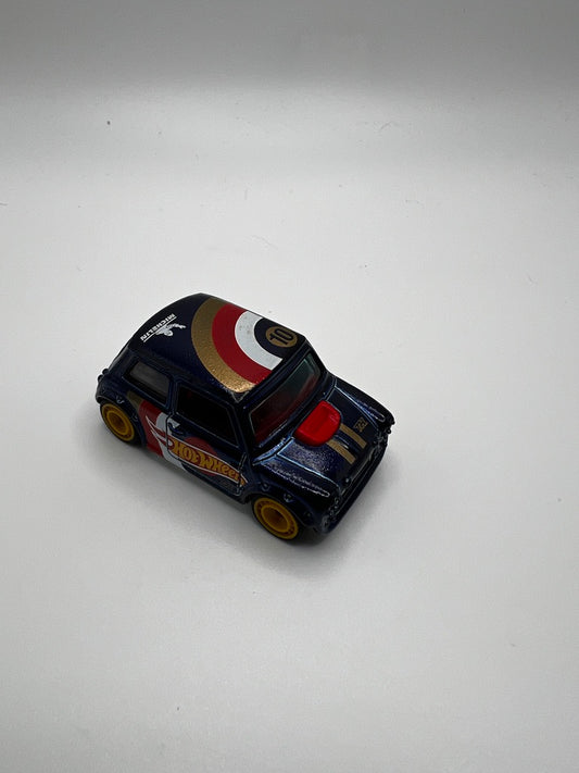 Hot Wheels HW Race Team Super Treasure Hunt Morris Mini (red interior) UNSPUN