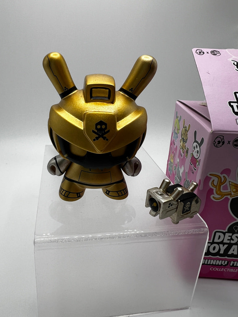 Kidrobot Art of War Dunny série : Capodastre de Sam Fout (2/20)