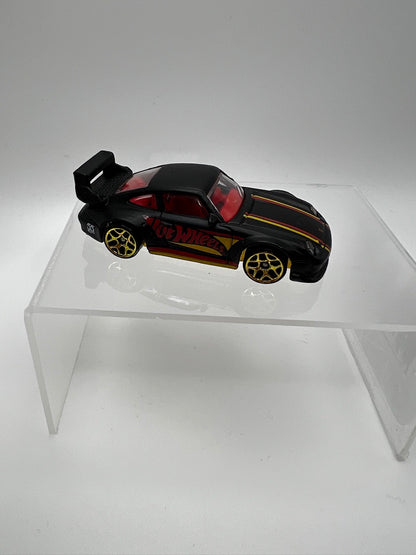 Hot Wheels 55th Anniversary Pearl & Chrome Series Porsche 993 GT2 (Unspun)