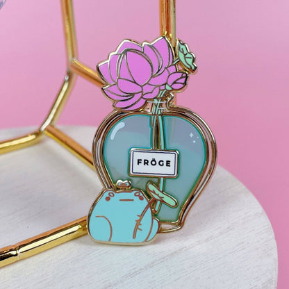 Rainylune Collectible Pin - Perfume Frog Pin