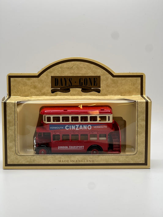 Lledo Days Gone-1932 AEC Regent Double Deck Bus Cinzano (15005)