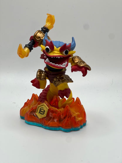 Skylanders - Loose Figures and Cards