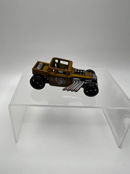 Hot Wheels Dream Garage Bone Shaker (Gold) unspun