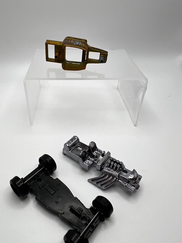 Hot Wheels Dream Garage Bone Shaker (Gold) unspun