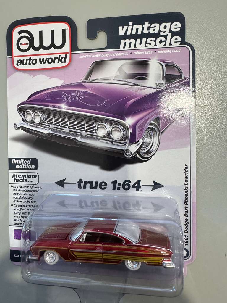 Auto World - 1961 Dodge Dart Phoenix Lowrider (ULTRA RED CHASE-Purple Sky Metallic)